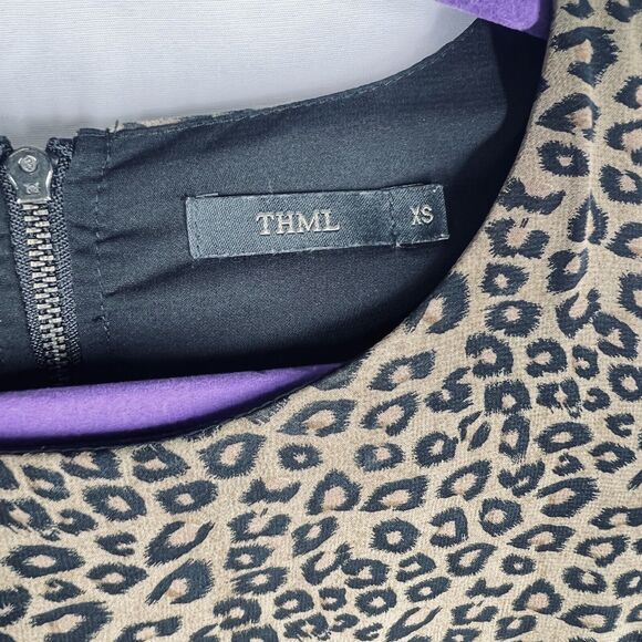 THML Leopard Dress Womans XS Party Fun Festival Date Animal Print Lined Mini - Picture 2 of 8